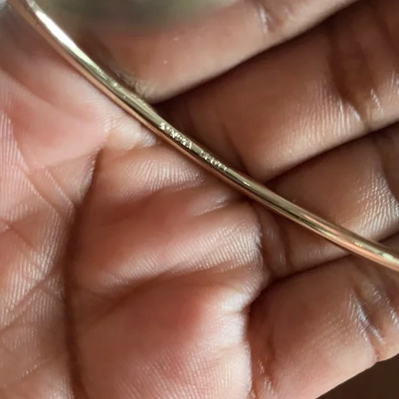 Kendra Scott Gold Bracelet with blue Stones - Picture 8 of 13